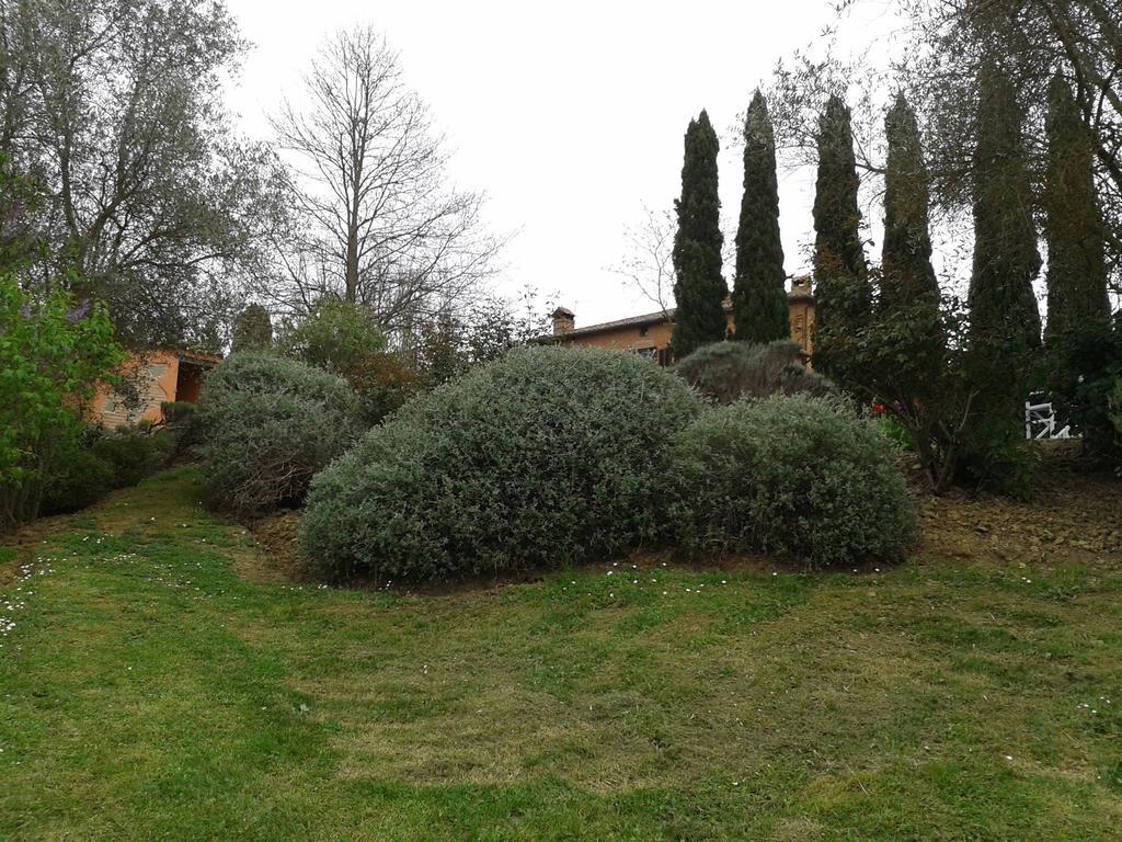 Agriturismo Palazzo Val Del Sasso Villastrada  Bagian luar foto