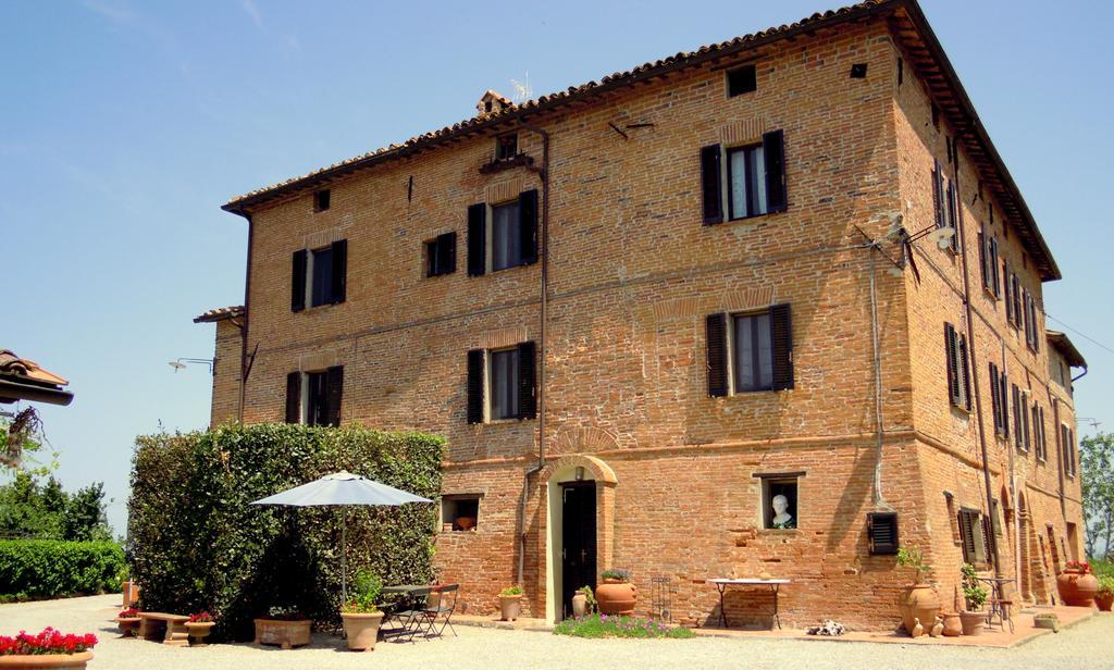Agriturismo Palazzo Val Del Sasso Villastrada  Bagian luar foto